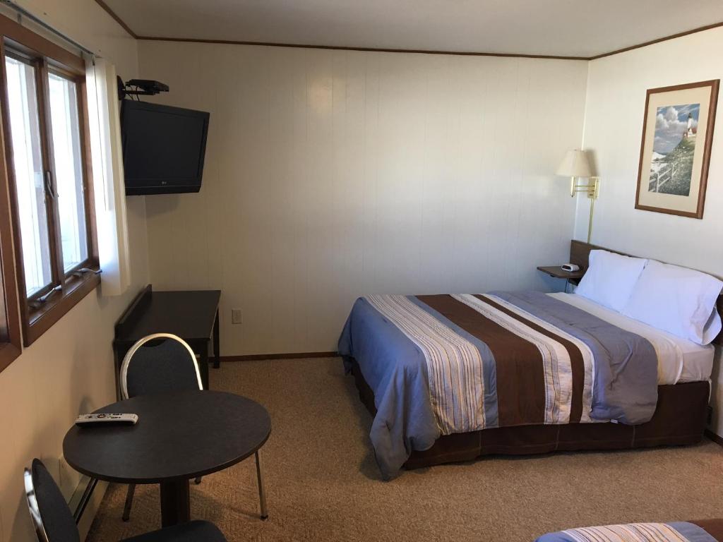 Coho Motel Official Site Motels In Kewaunee