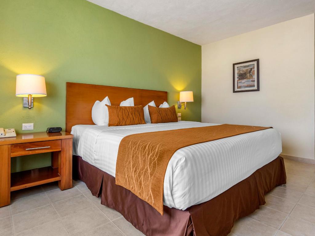 Comfort Inn Puerto Vallarta Official Site Hotels In Puerto Vallarta