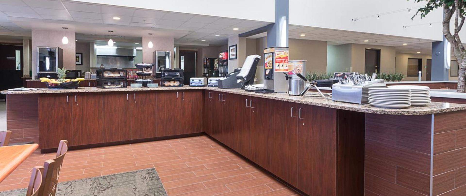 Promo [80% Off] Quality Suites Lansing United States | Hotel Near 85032