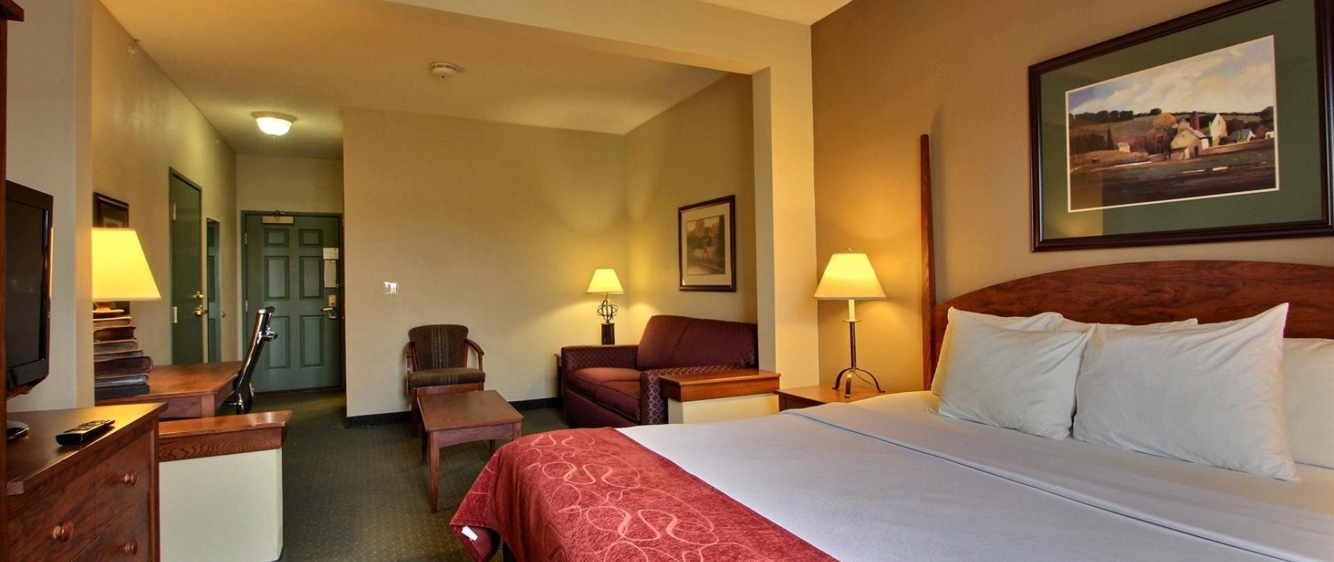 Milwaukee Airport Hotel Comfort Suites Oak Creek