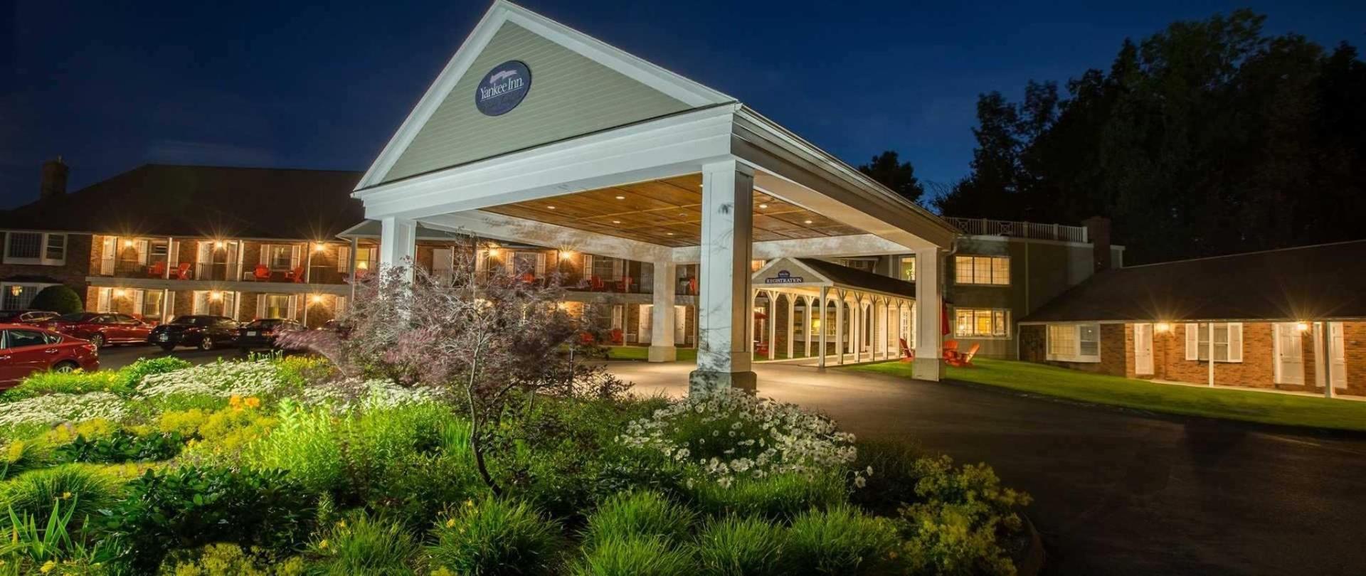 Yankee Inn Lenox Hotel In The Berkshires