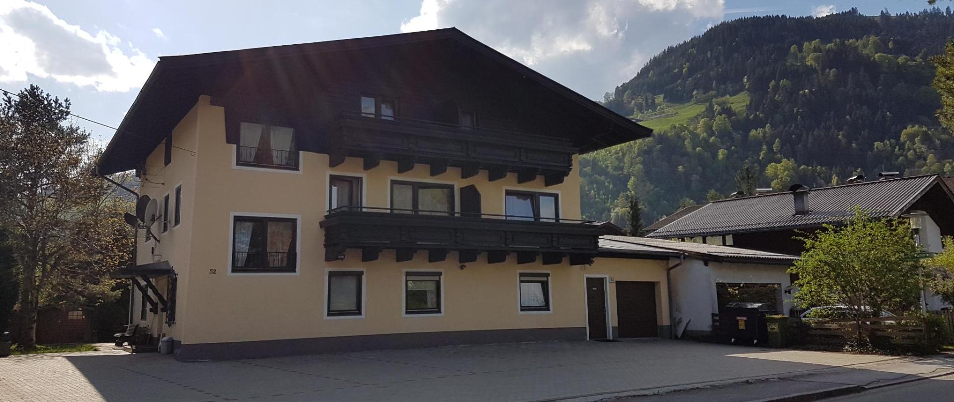 Haus Alpina Zell Am See Austria