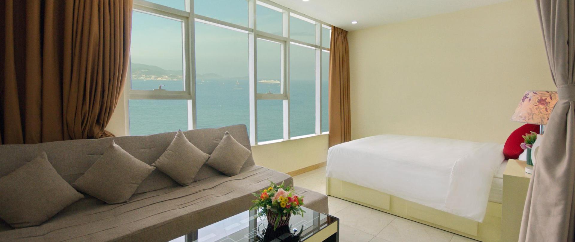 Welcome To Handy Holiday Nha Trang Beach Apartment - 