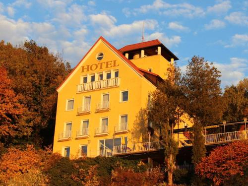 hotelansicht-1.jpg