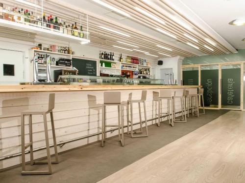 1cafeteria1.jpg