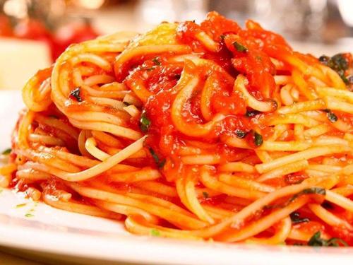 spaghetti-napolitana.jpg