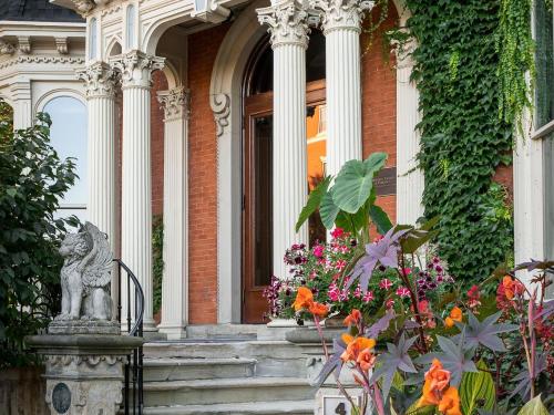 Save Up to 20% off Your Stay at The Mansion!