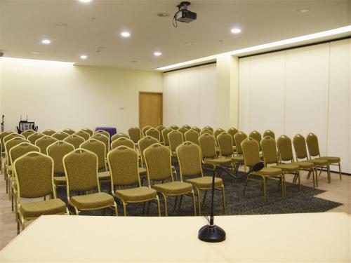 Salón Parma 2