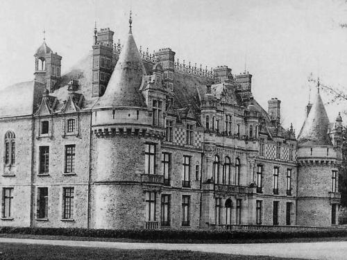 An irresistible fairytale Château