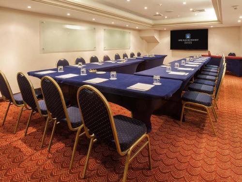 Reuniones & Convenciones