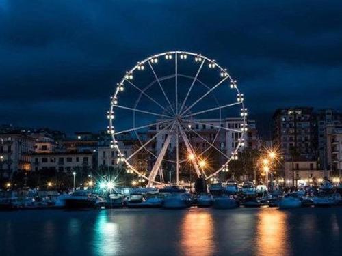 ruota_panoramica_salerno_2017.jpg