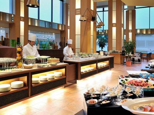 dining03_01.jpg
