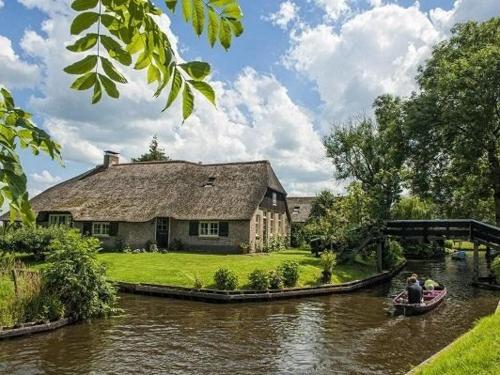 giethoornhollandgab-1.jpg