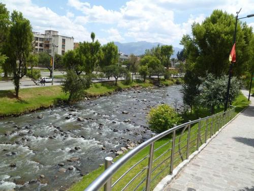 cuenca-175946_1920.jpg