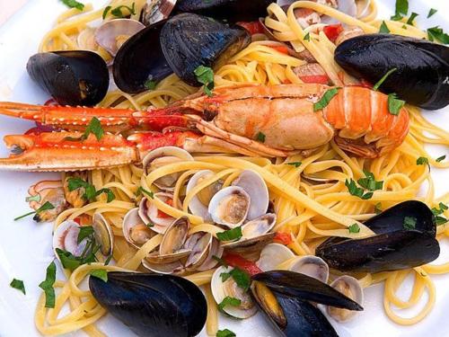 piatto-di-pesce-mare-marche-1.jpg
