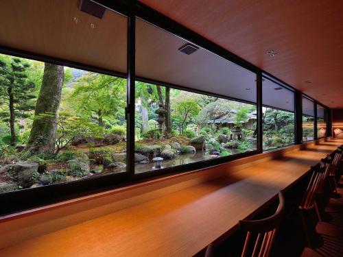 abcdef-diningroom-abc-9.jpg