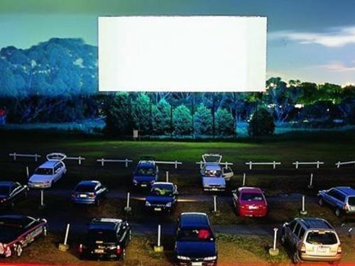 dromana-drive-in-hens-party.jpg