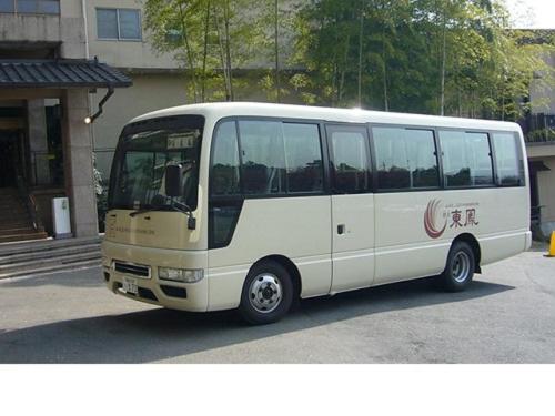 53073084