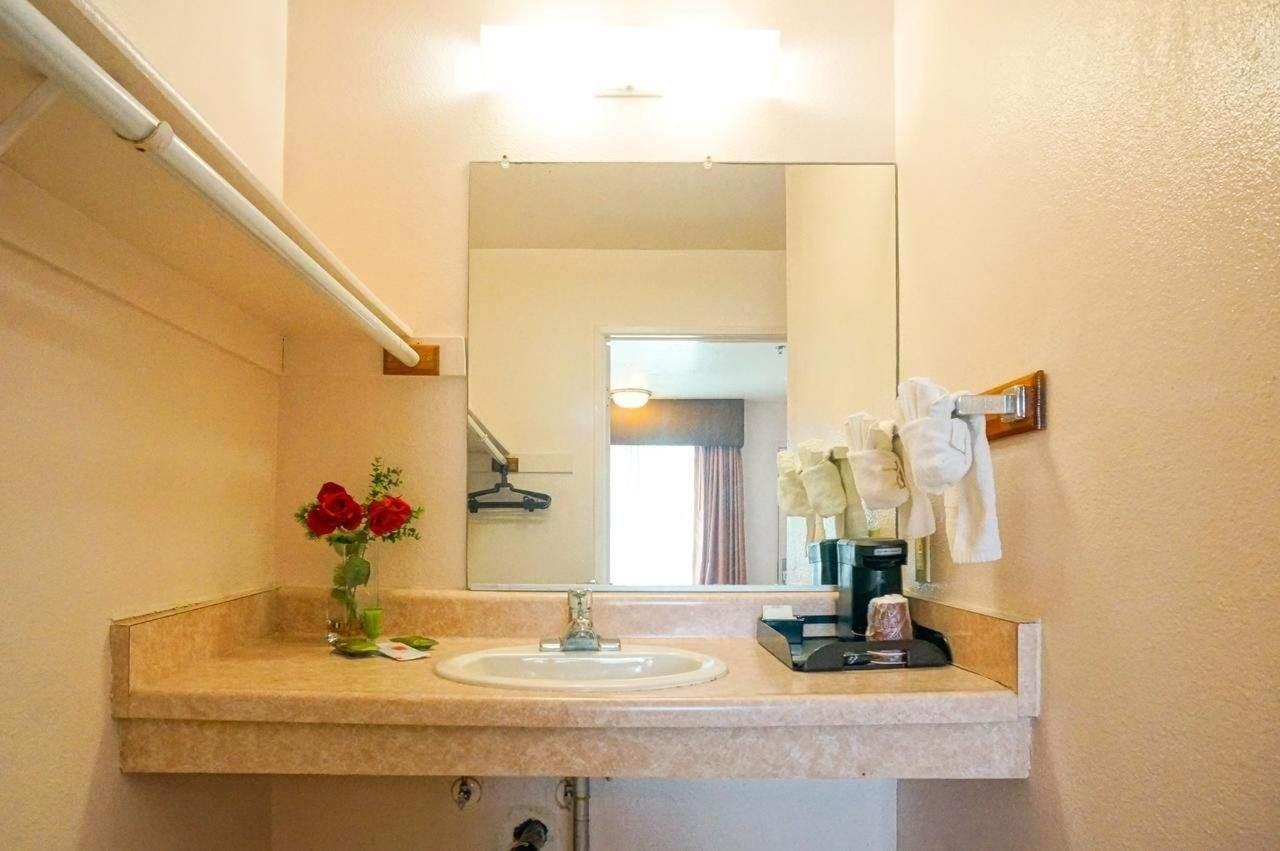 Photos Oceanview Motel Huntington Beach United States Of America Property2