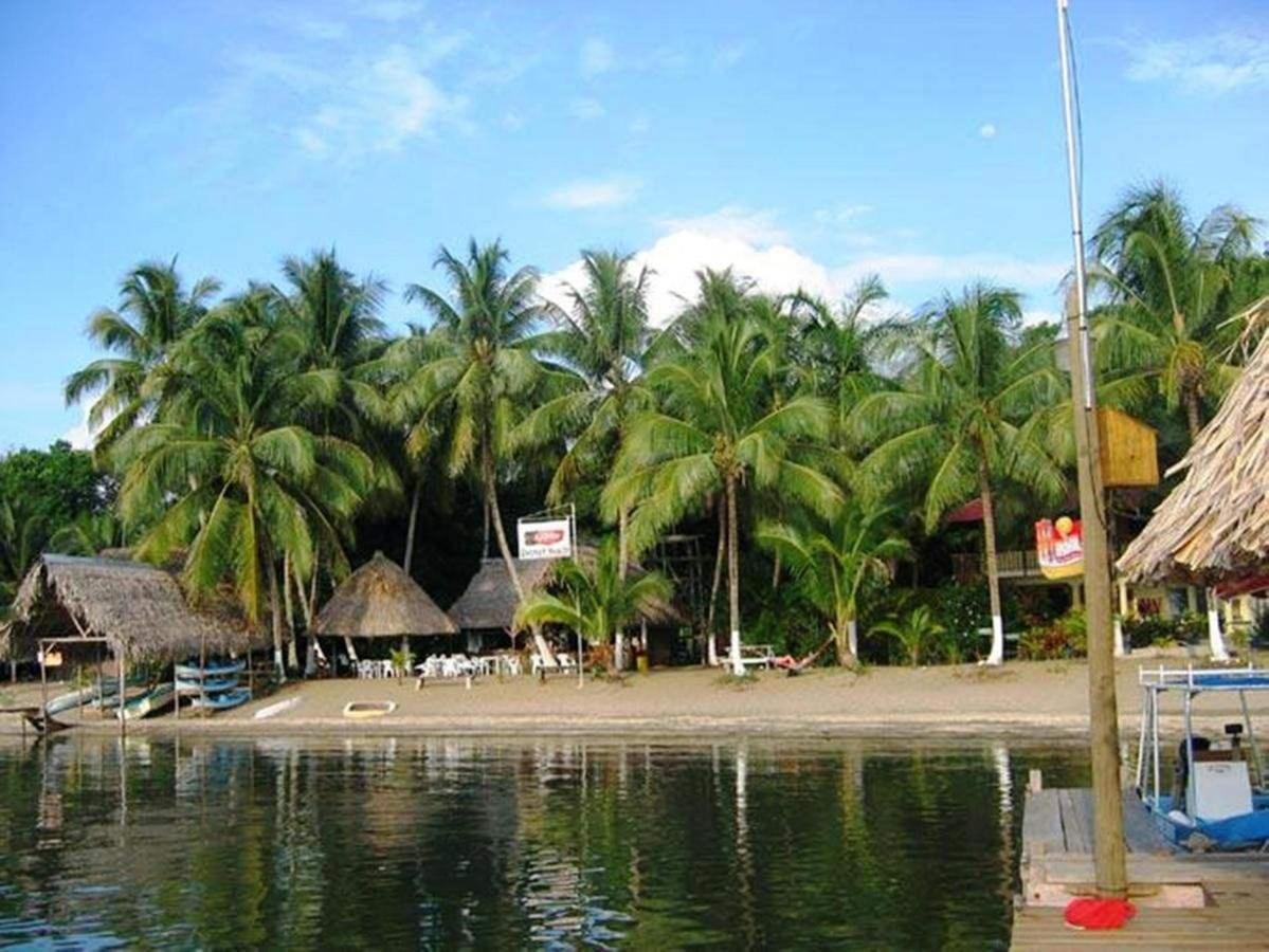Photos Denny S Beach Resort Hotel Mariscos Guatemala Property4